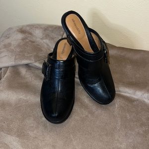 Solesenseability Clog Mule Shoes - 9.5 M - slip on - black heels, 3 1/4in